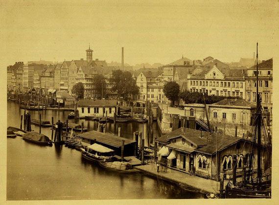   - 5 Fotos, 2 x Hafen / Seemannshaus / Baumwall / Wilhelmsburger Hafen. 1868-84