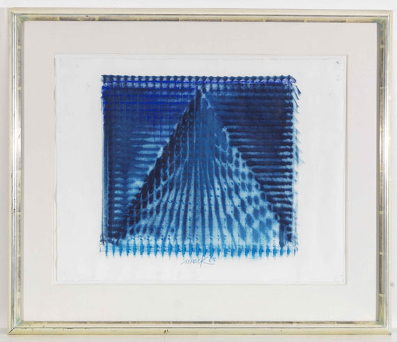 Heinz Mack - Ohne Titel (blaue Pyramide) - Frame image