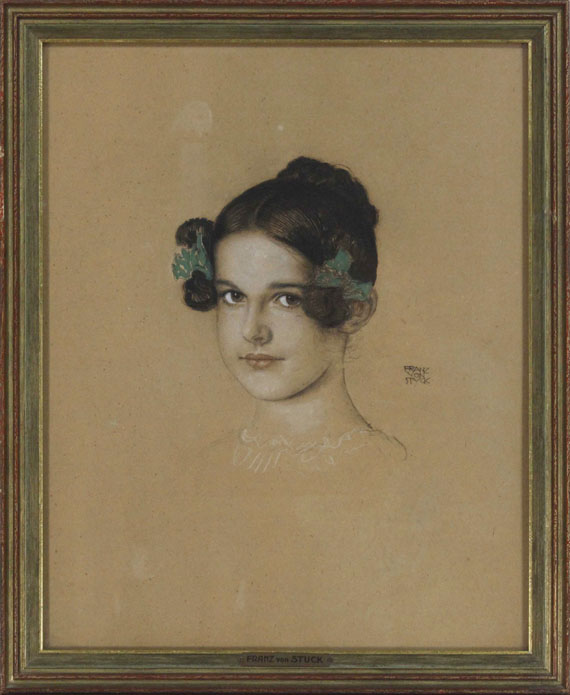 Franz von Stuck - Bildnis der Tochter Mary mit grünen Schleifen - Frame image