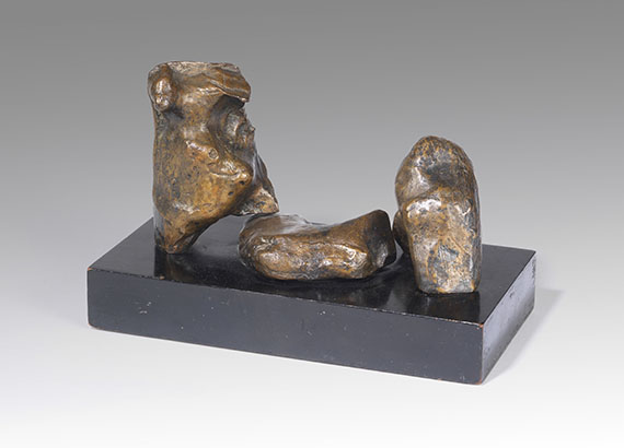 Henry Moore - Three Piece Reclining Figure: Maquette Nr 1“