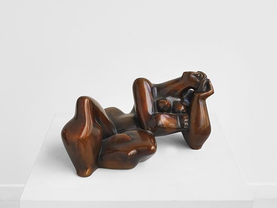 Karl Hartung - Kleine Liegende mit aufgestütztem Kopf - 