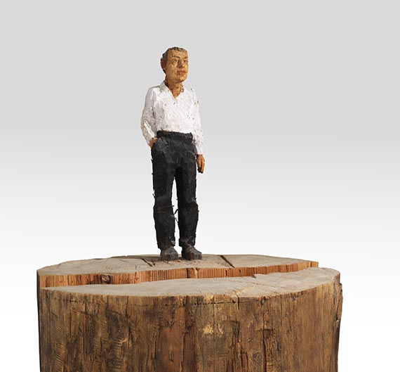 Stephan Balkenhol - Mann auf gespaltenem Sockel - 