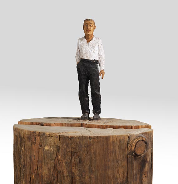 Stephan Balkenhol - Mann auf gespaltenem Sockel - 