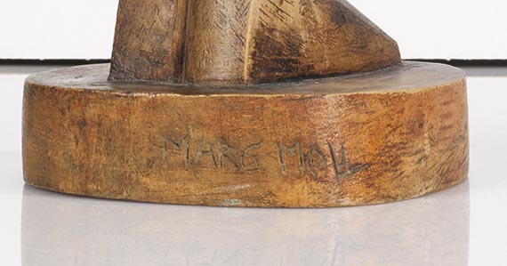 Margarete Moll - Krugträgerin - 