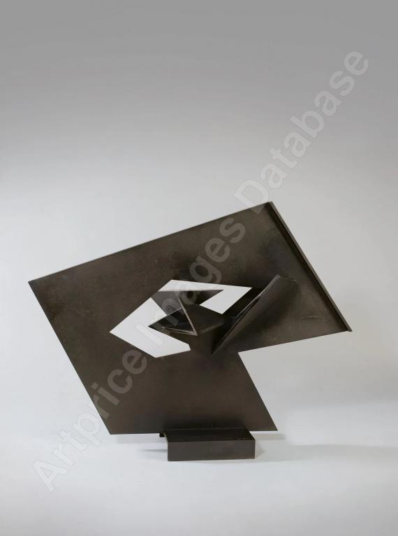 HANS UHLMANNStahlskulptur (1964)