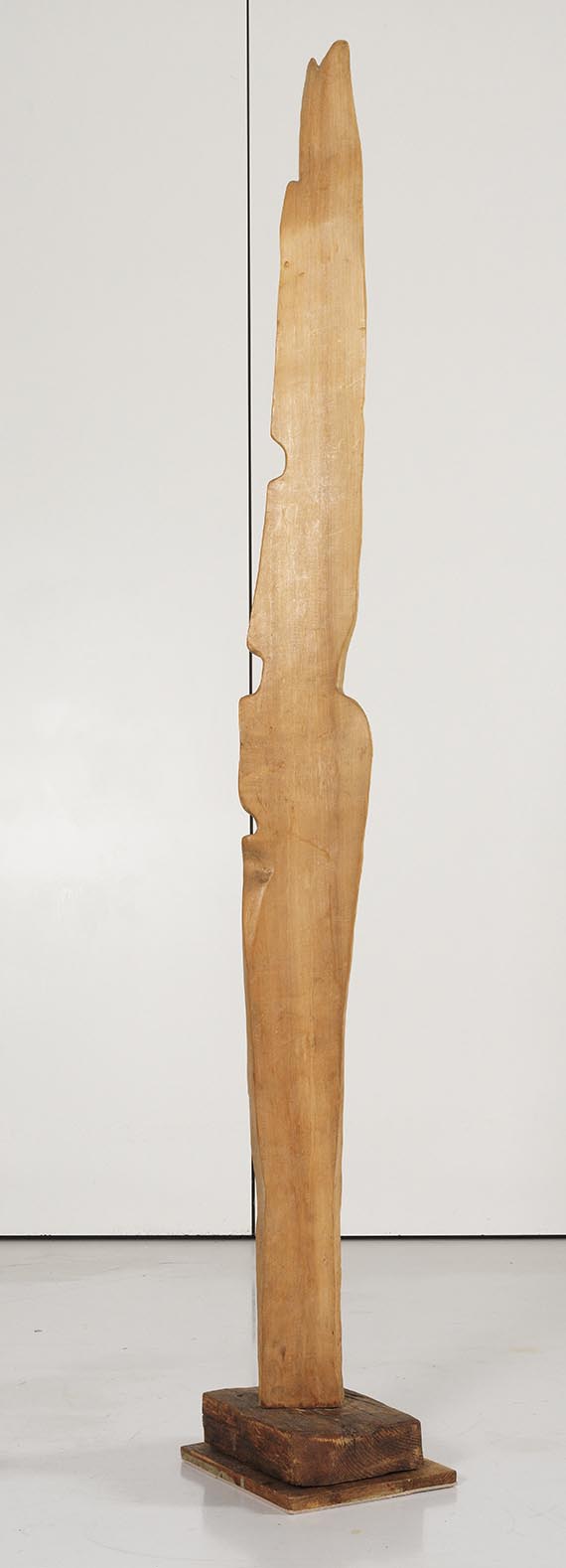 Louise Stomps - Stele - Back side