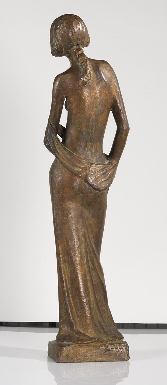 Gerhard Marcks - Mädchen, das Gewand abstreifend - Back side